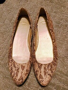 GAP, Snake Print Pointed Toe Flats - Neutral Colors, Size 7